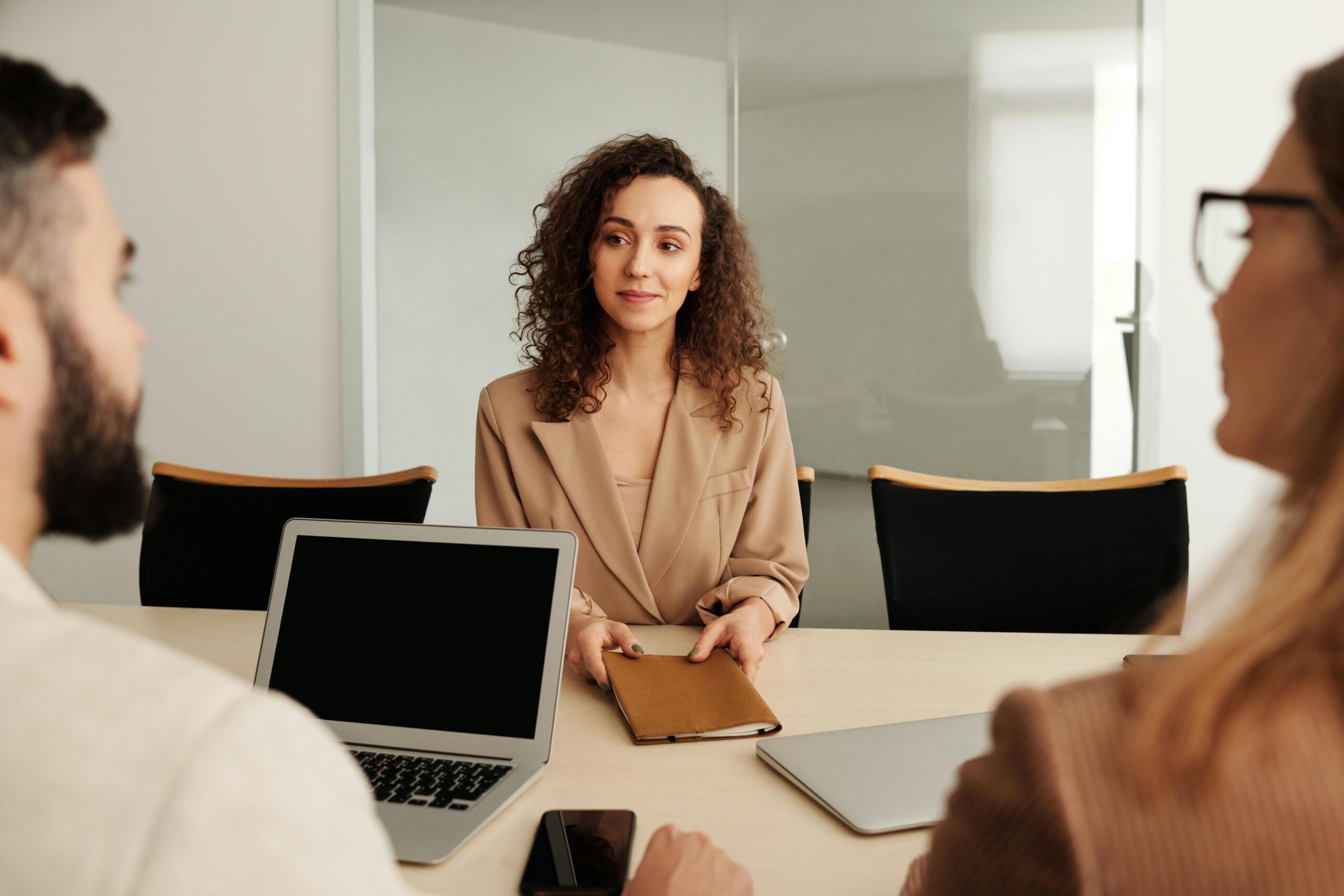 From-Offer-Letter-to-First-Login_-How-IT-Makes-New-Hire-Setup-Easy-scaled.jpg